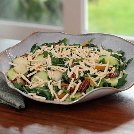 Fresh Arugula With Pecan, Pear & GO Veggie! Dairy Free Mozzarella Style Shreds