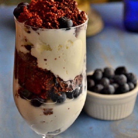 Creamy Chocolate Blueberry Parfait