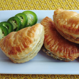 Fluffy Jalapeño and Cream Cheese Empanadas (Vegan)