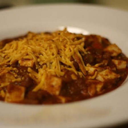 Tofu Chili with GO Veggie! Lactose Free Cheddar Shreds