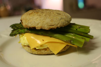 gnf_recipe_AmericanBreakfastSandwich